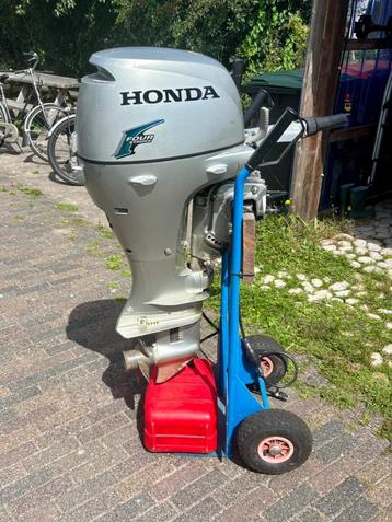 Honda 8PK 4-takt kortstaat BF80 2001 beschikbaar voor biedingen