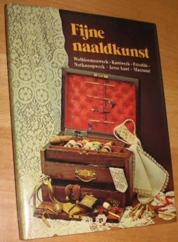 FIJNE NAALDKUNST - 79192/3/4  beschikbaar voor biedingen