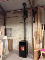 Justfire Pelletkachel 13 kW met diverse pijpen, Gebruikt, Ophalen of Verzenden, Pelletkachel, Vrijstaand