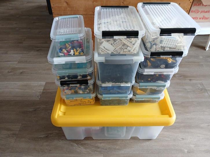 15 kilo klassieke LEGO, met minifigs, baseplates& piraten!, Kinderen en Baby's, Speelgoed | Duplo en Lego, Gebruikt, Lego, Losse stenen