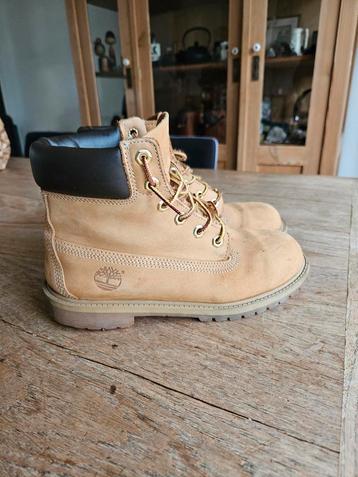 Timberland boots maat 5.5 beschikbaar voor biedingen
