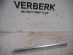 Sierlijst Mercedes-Benz Ponton (W105) (1957-01/..), Auto-onderdelen, Gebruikt, Mercedes-Benz AG, Mercedes-Benz, Mercedesstraße 120, Stuttgart 70372, , Duitsland