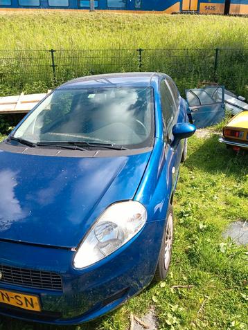 Fiat punto onderdelen 2x beschikbaar voor biedingen