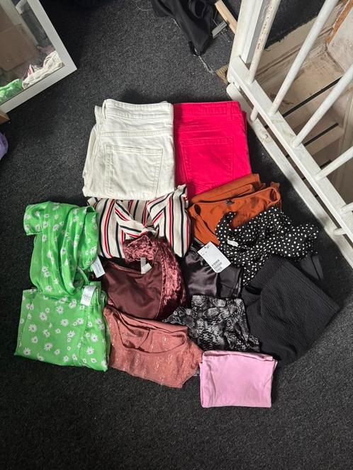 Kledingpakket maat s-m, Kleding | Dames, Dames-kledingpakketten, Zo goed als nieuw, Maat 36 (S), Ophalen of Verzenden