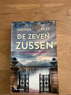 Lucinda Riley - De zeven zussen, Lucinda Riley, Ophalen of Verzenden, Zo goed als nieuw, Nederland