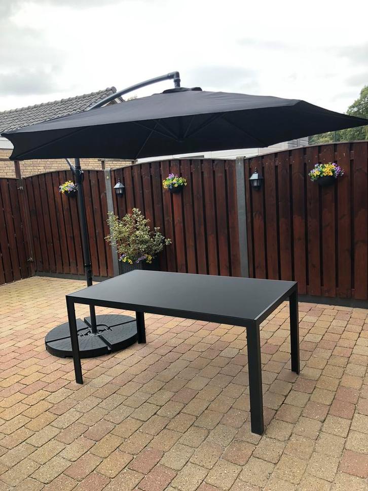 Zweefparasol/verstelbaar/kantelbaar/in nieuwstaat/inc tegels, Tuin en Terras, Parasols, Zo goed als nieuw, Zweefparasol, Kantelbaar
