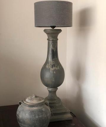 Houten baluster lamp zinder de kap sober sleets beschikbaar voor biedingen