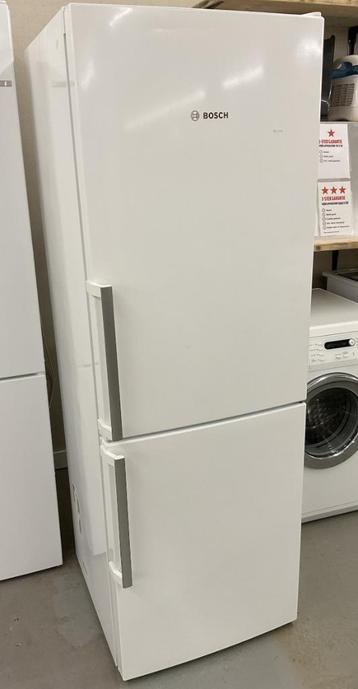 Bosch Vrijstaande koelvriescombinatie KG KGVV28A # 9469 beschikbaar voor biedingen