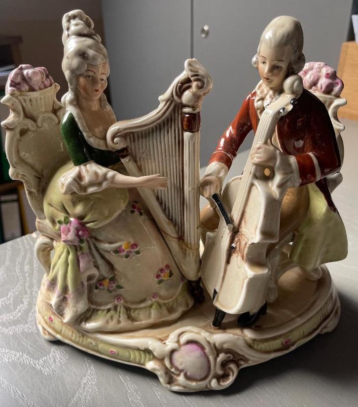 Antiek porseleinen beeldje musicerende figuren, Antiek en Kunst, Antiek | Keramiek en Aardewerk, Ophalen of Verzenden