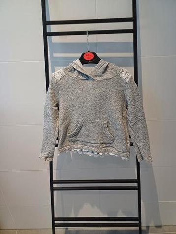 Truitje van H&M, maat 98/104 beschikbaar voor biedingen