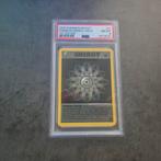 Rainbow Energy 1st Edition Rocket PSA 8, Hobby en Vrije tijd, Ophalen of Verzenden, Zo goed als nieuw, Losse kaart