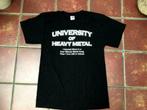 Gaaf shirt van University of Heavy Metal maat M nieuw, Verzamelen, Gaaf shirt van University of Heavy Metal maat M nieuw, Nieuw