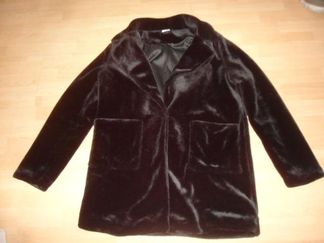 NIEUWSTAAT! Sophyline; Ruime imitatie bont jas; maat L, Kleding | Dames, Jassen | Winter, Zo goed als nieuw, Maat 42/44 (L), Zwart