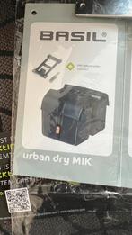 BASIL Urban dry MIK DUBBELE fietstas. Nog nooit gebruikt, Fietsen en Brommers, Fietsaccessoires | Fietstassen, Ophalen, Zo goed als nieuw