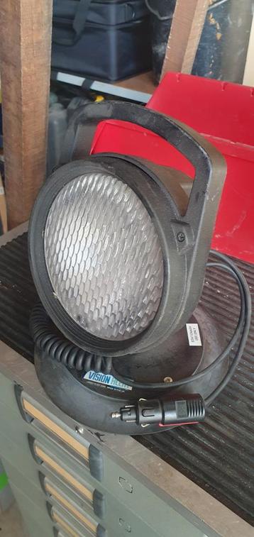 Werklamp 12V met Magneetvoet beschikbaar voor biedingen