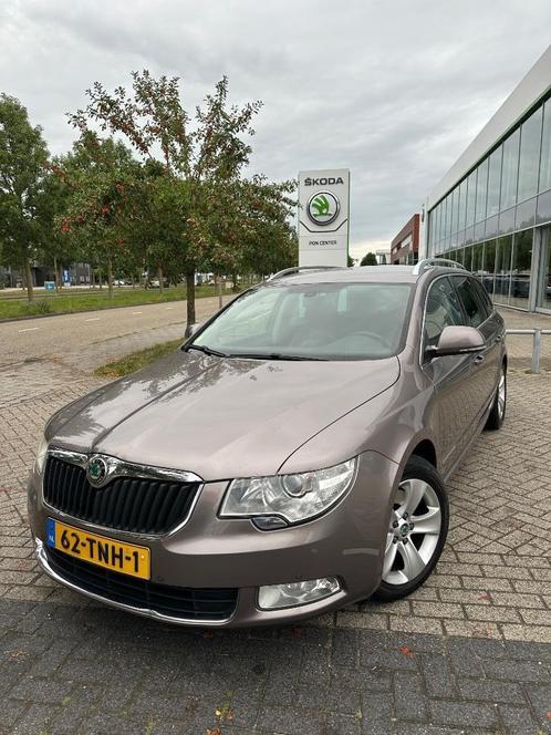 Skoda Superb 1.6TDI Station 2012 Vol Leer Xenon NAP Trekhaak, Auto's, Skoda, Particulier, Superb, ABS, Adaptieve lichten, Airbags