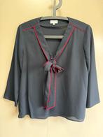 Claudie Pierlot donkerblauwe blouse top met rode bies | 36, Claudie pierlot, Blauw, Ophalen of Verzenden, Zo goed als nieuw
