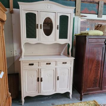 Brocante oude buffetkast servieskast beschikbaar voor biedingen