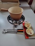 Vintage Le Creuset fondueset met brander vorkjes, ongebruikt, Gietijzer, Ophalen of Verzenden, Zo goed als nieuw, Keramische plaat