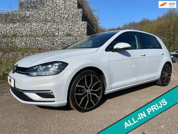 Volkswagen Golf 1.4 TSI Highline Sound White Zilver Metallic beschikbaar voor biedingen