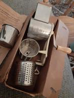 Vintage NIEUW Keuken o.a knoflook Rasp met Doos, Antiek en Kunst, Ophalen of Verzenden