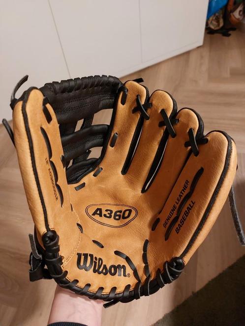 wilson a360 12" baseball handschoen links, Sport en Fitness, Honkbal en Softbal, Zo goed als nieuw, Handschoen, Ophalen of Verzenden