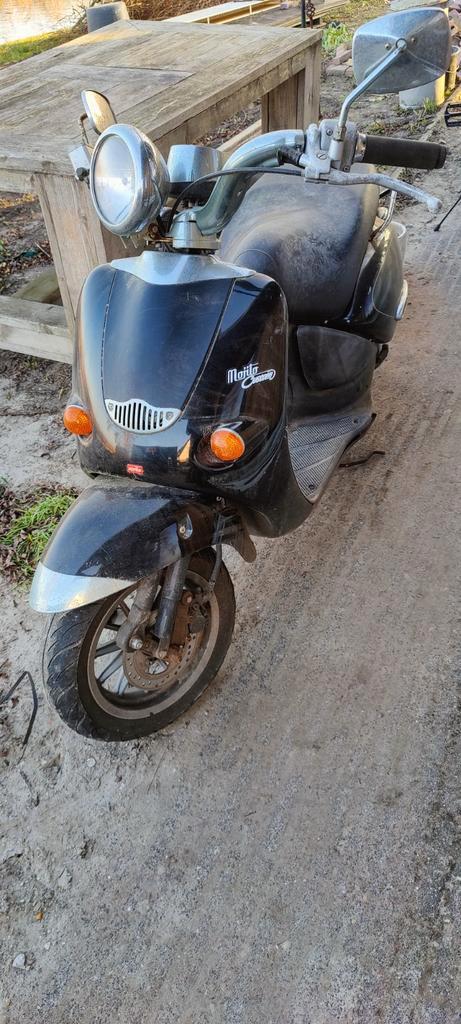 Aprilia Mojito Custom - Stijlvolle Scooter, Fietsen en Brommers, Scooters | Yamaha, Gebruikt, Overige modellen, Maximaal 45 km/u