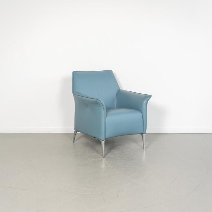 1x Leolux Mayuro Fauteuil Lichtblauw Leer - Chroom, Huis en Inrichting, Fauteuils, Zo goed als nieuw, Leer, Metaal, 50 tot 75 cm