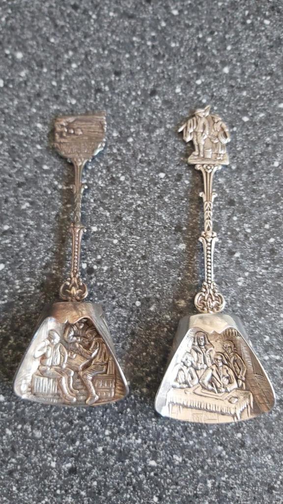 Verzilverde suikerschepjes met bewerkte bak., Antiek en Kunst, Antiek | Goud en Zilver, Ophalen of Verzenden