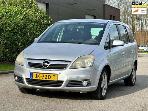 Opel Zafira 2.2 Executive 7 persoons*Cruise*Airco*Trekhaak*2, Auto's, Opel, Bedrijf, Te koop, Zafira, ABS, Airbags, Airconditioning