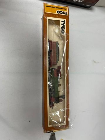Tyco Ten Wheeler Santa Fe 233B H0 Loco & Tender beschikbaar voor biedingen