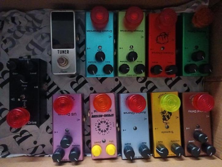 11 Gitaar effectpedaaltjes Nieuw!, Muziek en Instrumenten, Effecten, Nieuw, Chorus, Delay of Echo, Distortion, Overdrive of Fuzz