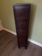 Koloniaal kastje met lichte sporen, Huis en Inrichting, Kasten | Dressoirs, Ophalen, Minder dan 50 cm, Gebruikt, Met lade(s)