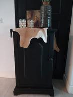 Stoer & Sober mat zwarte kast, Ophalen