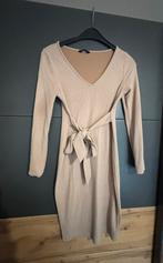 Beige jurk met strik, Ophalen of Verzenden, Gedragen, Beige