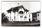 Neede, Gemeentehuis, Verzamelen, Ansichtkaarten | Nederland, Verzenden, 1940 tot 1960, Ongelopen, Gelderland
