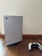 Ps5 met controller en oplaadstation, Spelcomputers en Games, Spelcomputers | Sony PlayStation 5, Ophalen of Verzenden, Zo goed als nieuw