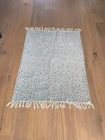 Vloerkleed blue van done by deer babykamer kinderkamer, Ophalen of Verzenden, Zo goed als nieuw, Kleed of Kussen