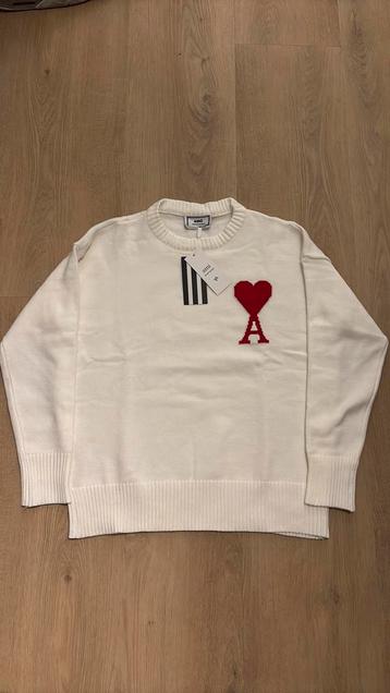 Ami paris sweater beschikbaar voor biedingen