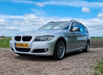 BMW 3-Serie 1.6 I 316 90KW Touring 2009 Grijs beschikbaar voor biedingen