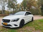 Mercedes-Benz CLA 1.6 Cla200 115KW SB 2015 Wit, Auto's, Voorwielaandrijving, Zwart, 715 kg, Leder en Stof