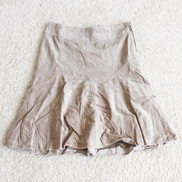 Vintage Rokje42 (Maat 42) - 42 € 20,-, Kleding | Dames, Rokken, Zo goed als nieuw, Maat 42/44 (L), Beige, Boven de knie, Ophalen of Verzenden