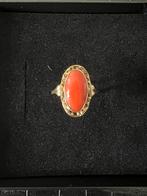 Vintage set bloedkoraal Ring en hanger 14kt, Verzenden, Zo goed als nieuw, 17 tot 18, Dame