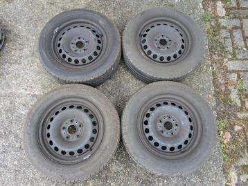 15 inch velgen en zomerbanden (5x112) VW, Audi, Seat, Skoda beschikbaar voor biedingen