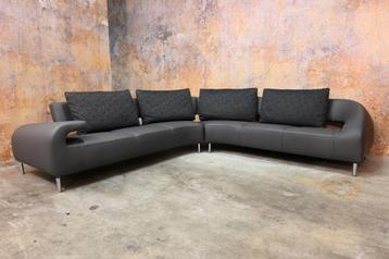 NIEUWbeklede grijze leren Leolux Vol de Reve design hoekbank beschikbaar voor biedingen