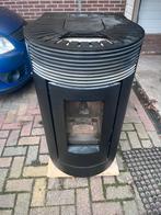 Oude Pelletkachel - Voor onderdelen of handige klusser, Huis en Inrichting, Ophalen, Gebruikt, Pelletkachel, Vrijstaand