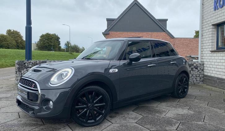 Mini Cooper S 2.0 Chili Serious Business JCW/ Pano/ Leer/ Sf, Auto's, Mini, Bedrijf, Te koop, John Cooper Works, ABS, Airbags