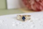 14 Karaat Gouden Ring met Saffier en Diamanten, 18 tot 19, Ophalen of Verzenden, Zo goed als nieuw, Met edelsteen