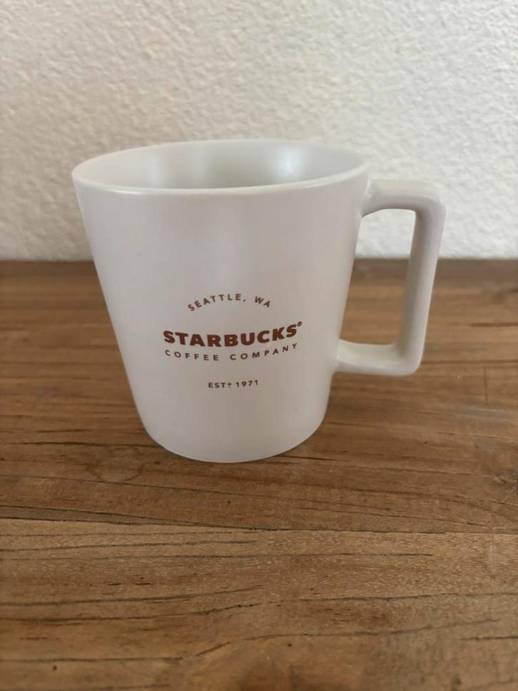 Grote Starbucks Mok - Koffiemok, Huis en Inrichting, Keuken | Servies, Zo goed als nieuw, Kop(pen) en/of Schotel(s), Effen, Keramiek