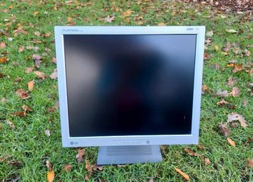 LG Flatron L1810B 18 inch LCD Monitor - Gebruikt beschikbaar voor biedingen